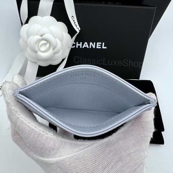 BRAND NEW! Chanel Caviar Quilted Classic Card Holder in Pale Blue - Picture 6 of 12